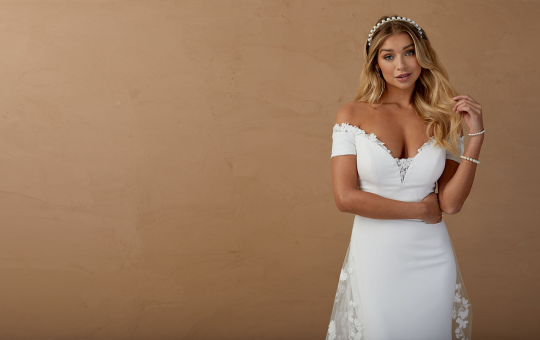 A Vision In White: Timeless Wedding Gowns For Classic Brides