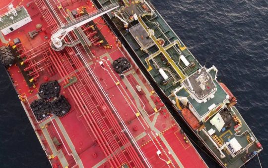 Why Delivery Reliability Is Vital In Lubricant Oil Supply